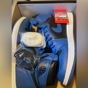 Jordan 1 high Marina blue Size 12